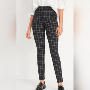Black and White Plaid High Rise Pixie Pants Size 4